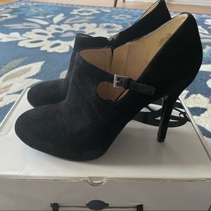 NINE WEST Size 7 4in Black Heels